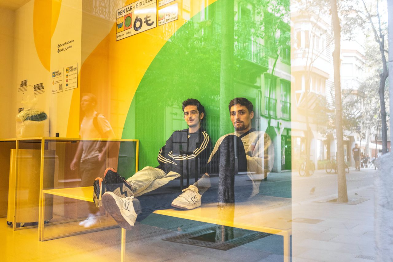Oriol de Ramon and Xavier Coca, leden van de Catalaanse band The Tyets, die in de zomer van 2019 doorbrak met het hitje ‘RRHH’.