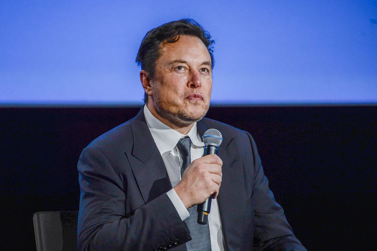 Ondernemer Elon Musk op een discussiebijeenkomst in Noorwegen in augustus 2022.