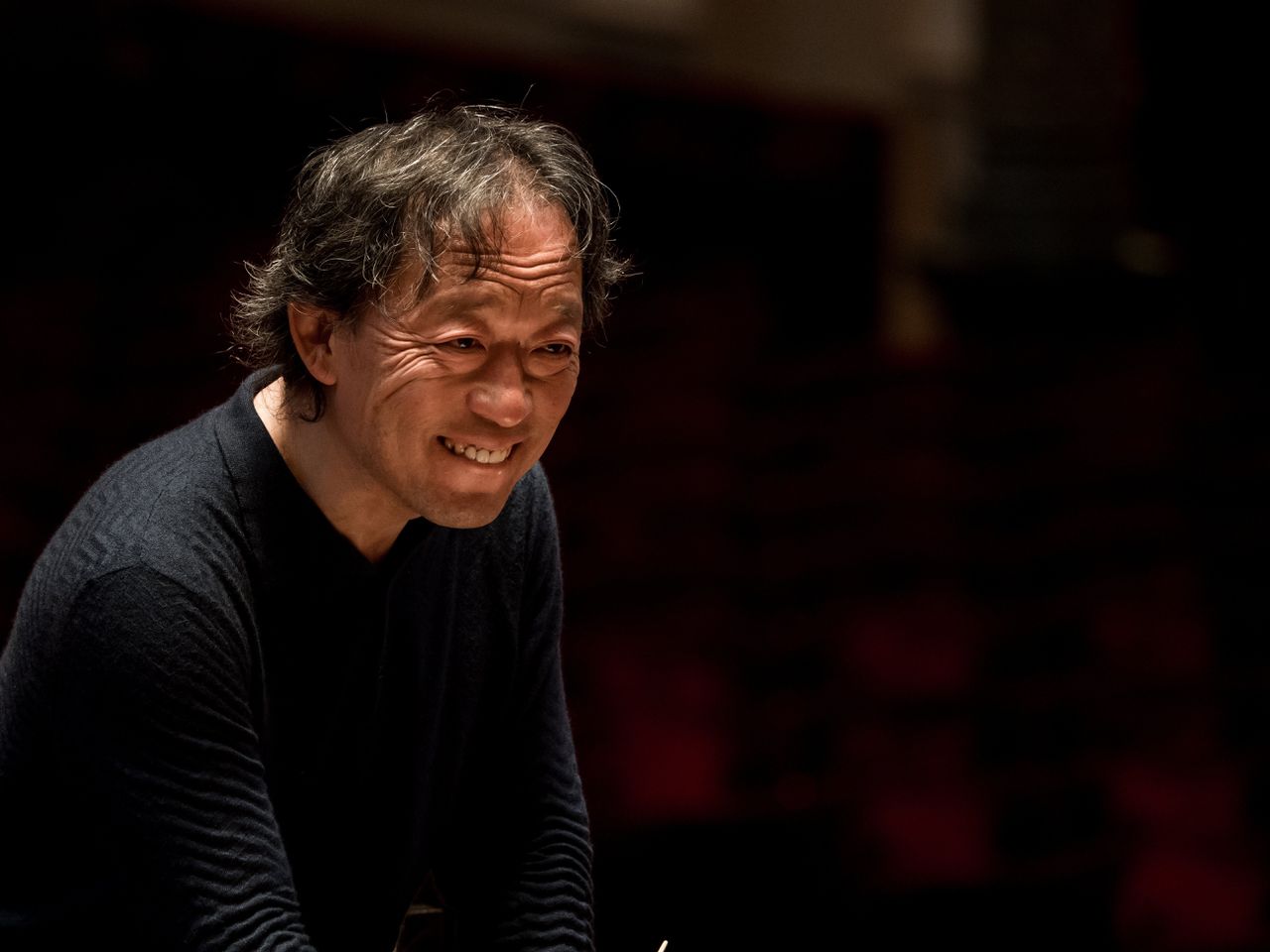 Dirigent Myung-Whun Chung van het Koninklijk Concertgebouworkest, tijdens een repetitie.