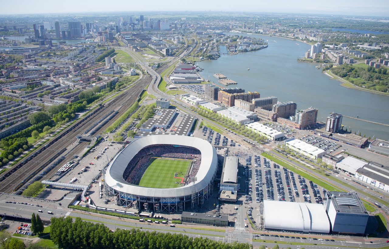 Feyenoord viert het landskampioenschap in de Kuip na een zege op Heracles Almelo, in mei 2017.