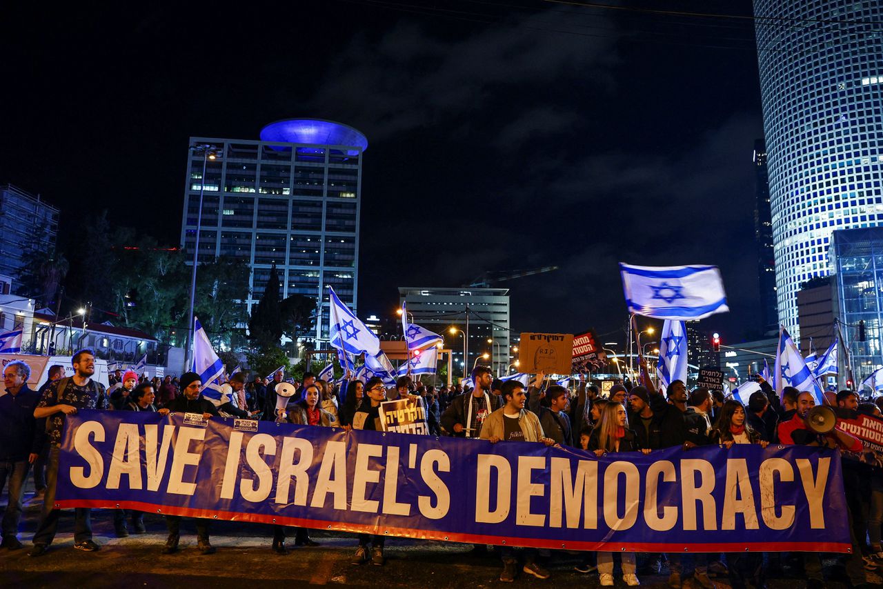 Een demonstratie tegen de juridische hervormingsplannen, in februari in Tel Aviv.