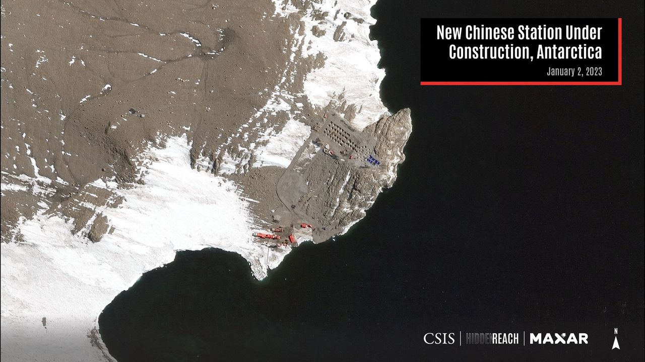 Uit satellietbeelden verspreid door het Center for Strategic and International Studies blijkt dat China een nieuw onderzoekscentrum bouwt op Antarctica.