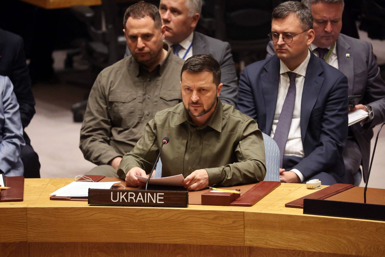 De Oekraïense president Volodymyr Zelensky woensdag tijdens zijn toespraak tot de VN-Veiligheidsraad in New York.