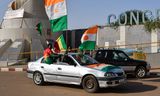 <strong>In de Nigerese hoofdstad Niamey</strong> gingen verheugde bewoners de straat op nadat het land, net als Mali en Burkina Faso, had aangekondigd het regionale samenwerkingsverband Ecowas de wacht aan te zeggen. 