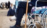 <strong>Palestijnse patiënten</strong> die zijn geëvacueerd uit het Nasser-ziekenhuis.